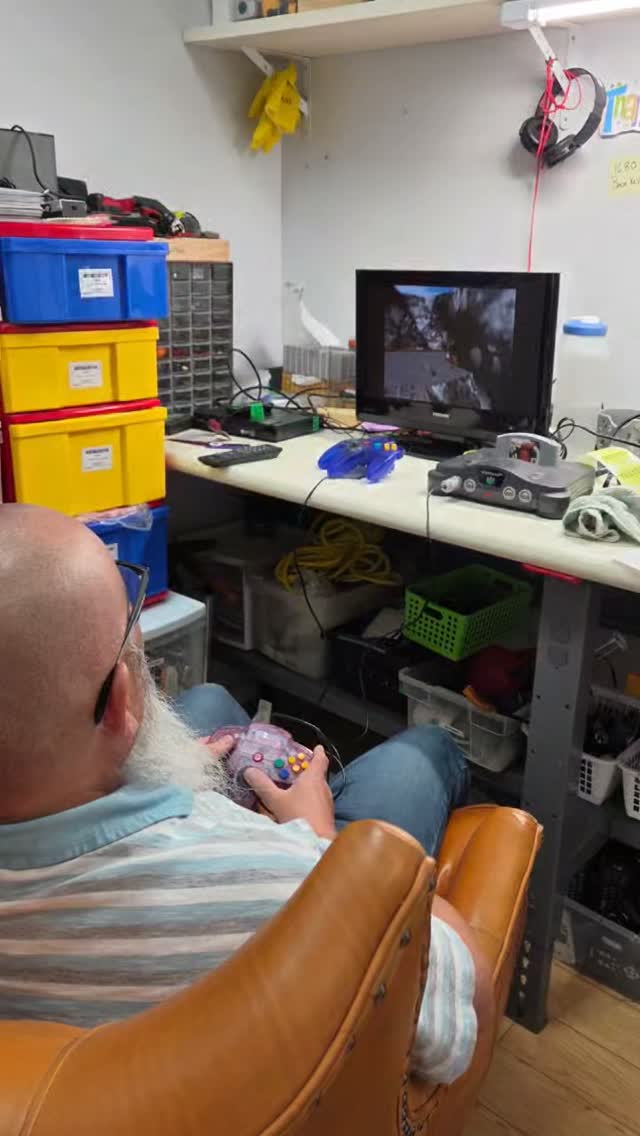 Our electronics testers are working 9-5 to make sure everything works but just in case, all electronics have a 7 day return window!