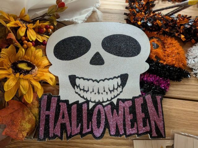 Glow, gloom, and gorgeous decor 👻 
Catch the best of our Halloween decor, with new items in every day! Bring the thrill and spookiness of the season to your front door while giving back to the community in Cochrane & area! 

Donation Hours: 
Monday/Tuesday/Saturday/Sunday 10am-4pm 
Wednesday/Thursday/Friday 10am-7pm 

Store Hours: 
Monday/Tuesday/Saturday/Sunday 10am-5pm 
Wednesday/Thursday/Friday 10am-8pm 

Closed on all Statutory holidays